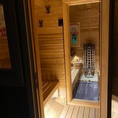 Gaestehaus Gaens - *