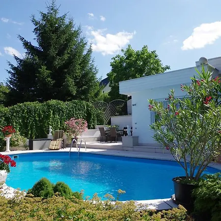 Vakantiehuis Gaestehaus Gaens - *